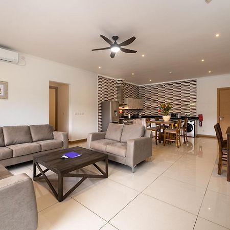 Royale Suites By Arc Royal Luxury Apts Anse Royale Eksteriør bilde