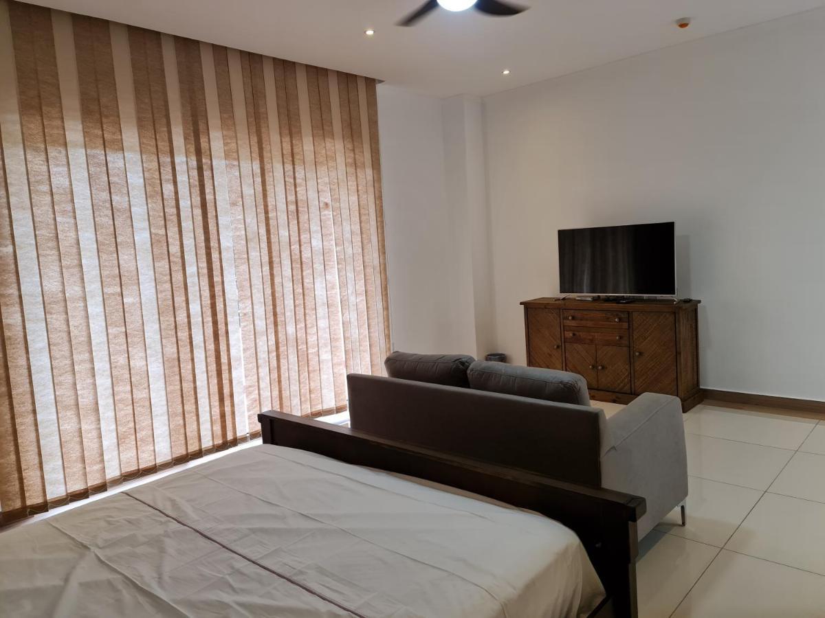 Royale Suites By Arc Royal Luxury Apts Anse Royale Eksteriør bilde